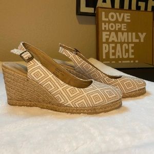 G.H. Bass & Co Edie Wedge Espadrilles, Size 8.5